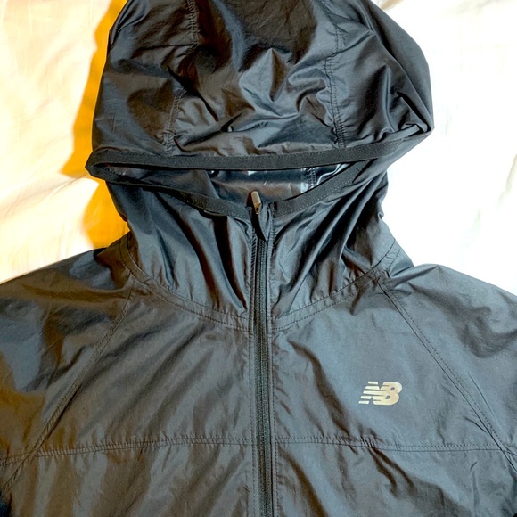 New balance windcheater jacket - Picture 3 of 4